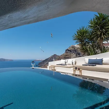 Hotel Porto Fira (Santorini)