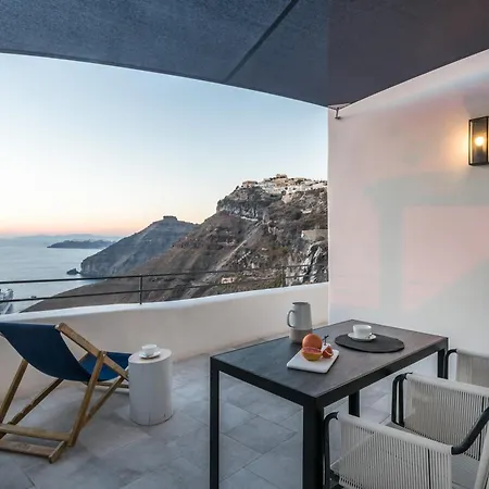 Hotel Porto Fira (Santorini)