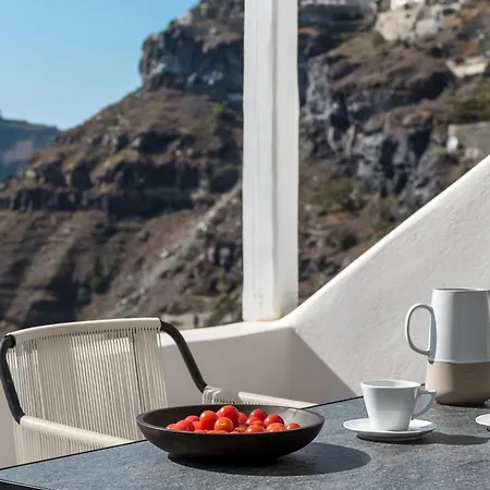 Hotel Porto Fira (Santorini)