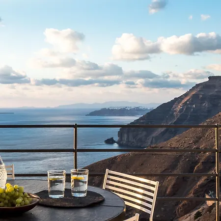 Hotel Porto Fira (Santorini)