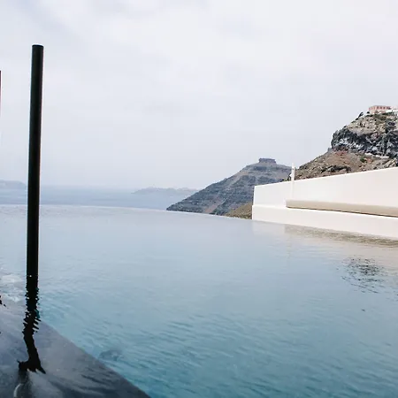 Hotel Porto Fira (Santorini)