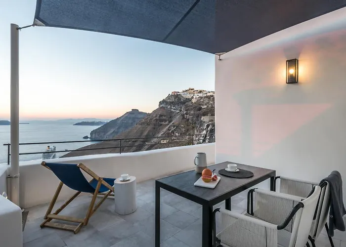 Hotel Porto Fira (Santorini)